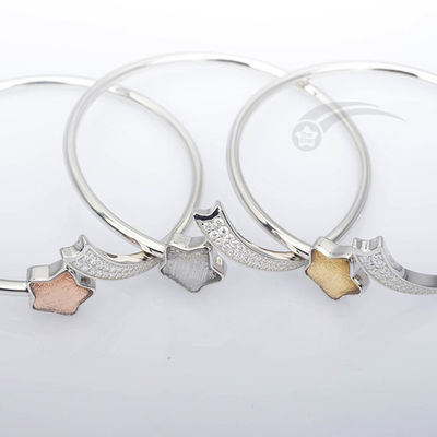 Bracelet de météorite en forme de trèfle féminin