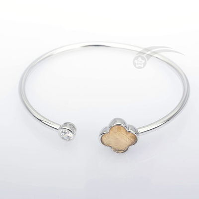 Bracelet de météorite en forme de trèfle féminin